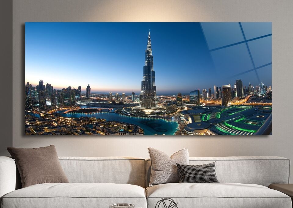 Dubai Gecesi Cam Tablo – Burj Khalifa’nın Işıltısıyla Şehre Yüksekten Bakış | CF0174